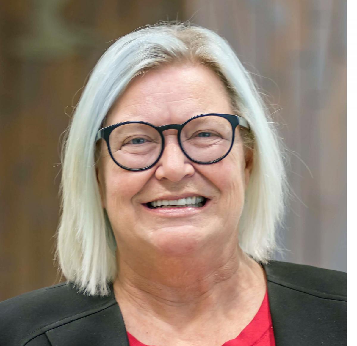 Dr. Allison Dering-Anderson